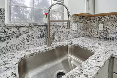 22 E Casa Loma Drive E, Mary Esther, FL 32569 - Photo 22