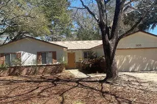 1105 Sean Ln, Niceville, FL 32578 - Photo 2