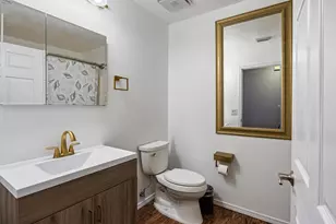 5668 Charter Cir, Gulf Breeze, FL 32563 - Photo 12