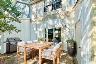 223 Oxford Ct, Mary Esther, FL 32569 - Photo 14