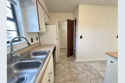 223 Oxford Court, Mary Esther, FL 32569 - Photo 6