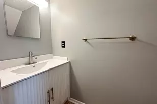 223 Oxford Ct, Mary Esther, FL 32569 - Photo 16