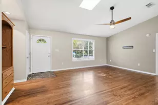 292 Grandview Ave, Valparaiso, FL 32580 - Photo 10