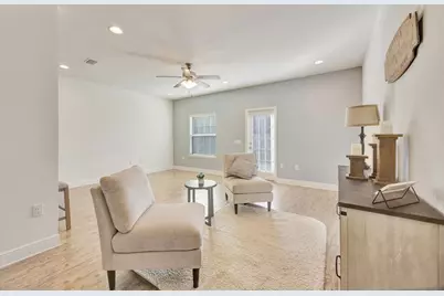 151 E Iron Horse Drive E, Crestview, FL 32539 - Photo 10