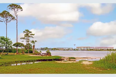 209 SW Honeytree Lane SW, Fort Walton Beach, FL 32548 - Photo 58