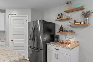 219 Laurel Hl St, Crestview, FL 32539 - Photo 10