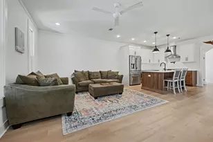 141 S H Street S, Pensacola, FL 32502 - Photo 6