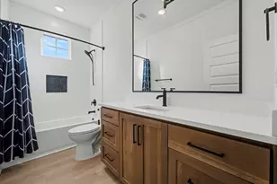 141 S H Street S, Pensacola, FL 32502 - Photo 18