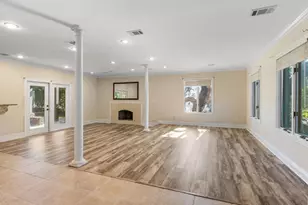 1009 E Troon Dr E, Niceville, FL 32578 - Photo 22