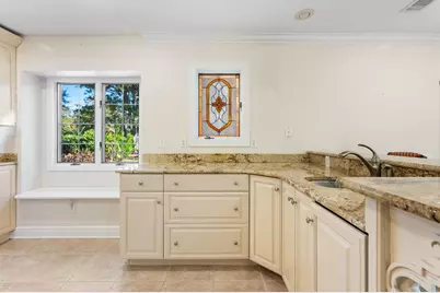 1009 E Troon Drive E, Niceville, FL 32578 - Photo 32