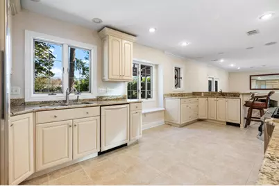 1009 E Troon Drive E, Niceville, FL 32578 - Photo 34