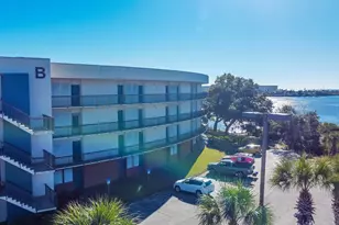 214 SW Miracle Strip Parkway SW, Fort Walton Beach, FL 32548 - Photo 6