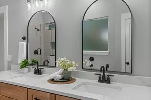 706 N F Street N, Pensacola, FL 32501 - Photo 30