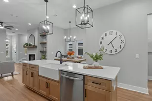 706 N F Street N, Pensacola, FL 32501 - Photo 8