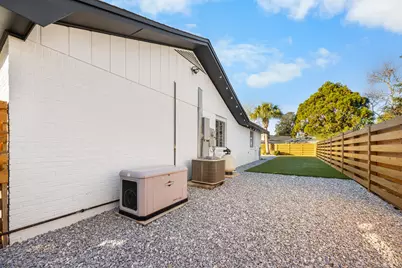 633 NE Merioneth Drive NE, Fort Walton Beach, FL 32547 - Photo 38