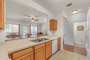 387 Twin Lakes Ln, Destin, FL 32541 - Photo 8