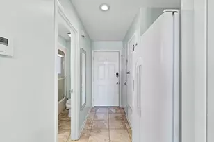 7453 Sunset Harbor Dr, Navarre, FL 32566 - Photo 2