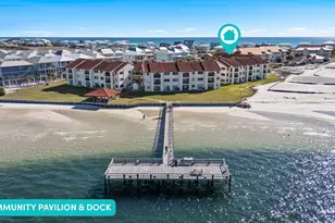 7453 Sunset Harbor Dr, Navarre, FL 32566 - Photo 1