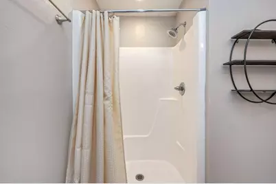 407 Eisenhower Drive, Crestview, FL 32539 - Photo 18