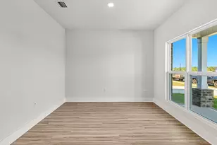 8127 Fox Hunt Dr, Milton, FL 32583 - Photo 10