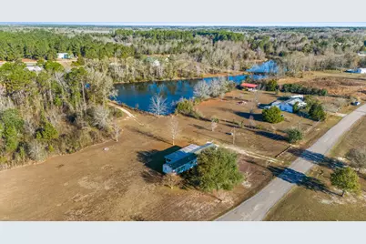 3272 Twin Lks Drive, Bonifay, FL 32425 - Photo 10