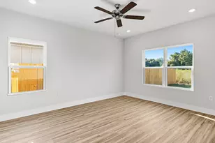 5905 Pelagic Dr, Milton, FL 32583 - Photo 14