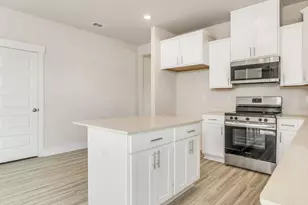 5913 Pelagic Dr, Milton, FL 32583 - Photo 4