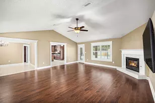 337 Louise Cir, Destin, FL 32541 - Photo 6