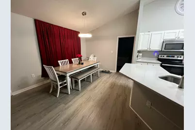 9726 Parker Lake Circle, Navarre, FL 32566 - Photo 10