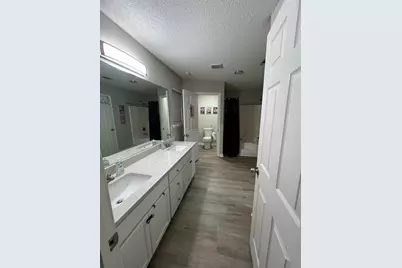 9726 Parker Lake Circle, Navarre, FL 32566 - Photo 20