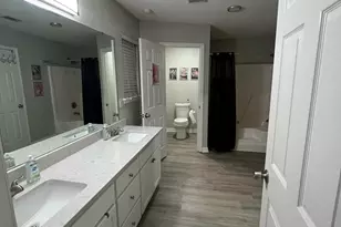 9726 Parker Lake Cir, Navarre, FL 32566 - Photo 20