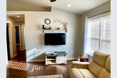 1192 Oakwood Lakes Boulevard, Defuniak Springs, FL 32433 - Photo 8