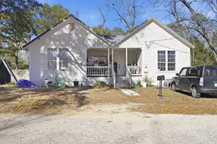 8127 5th St, Laurel Hill, FL 32567 - Photo 1
