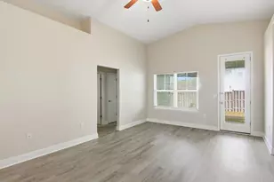 697 Marquis Wy, Freeport, FL 32439 - Photo 6