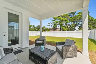 712 Landing Cir, Panama City Beach, FL 32413 - Photo 34
