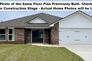 445 Scooter Cv, Crestview, FL 32539 - Photo 2