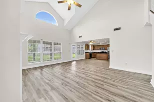 202 Gracie Ln, Niceville, FL 32578 - Photo 10