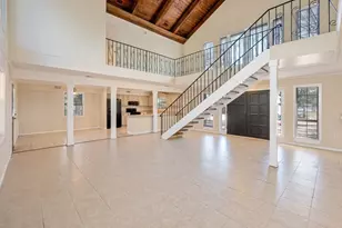 770 Lakeview Dr, Defuniak Springs, FL 32433 - Photo 6