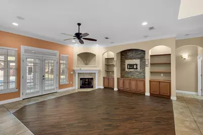 325 Greenwood Way, Niceville, FL 32578 - Photo 8