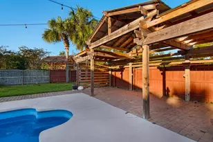 325 Greenwood Way, Niceville, FL 32578 - Photo 36