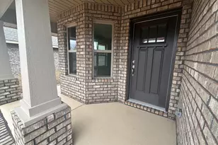 187 Ridgeway Cir, Crestview, FL 32536 - Photo 2