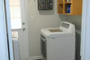 303 NW Linda Ln NW, Fort Walton Beach, FL 32548 - Photo 6