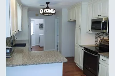 303 NW Linda Lane NW, Fort Walton Beach, FL 32548 - Photo 10