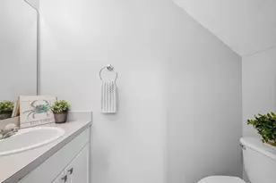 481 Keystone Rd, Mary Esther, FL 32569 - Photo 16