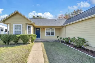 2236 Fulva Dr, Navarre, FL 32566 - Photo 2