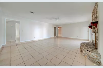 4021 Deerpoint Lake Drive Drive, Panama City, FL 32409 - Photo 10