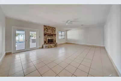 4021 Deerpoint Lake Drive Drive, Panama City, FL 32409 - Photo 8