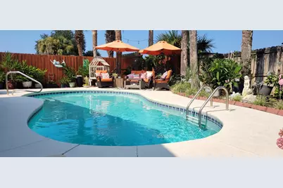 301 16th Street, Panama City Beach, FL 32413 - Photo 1