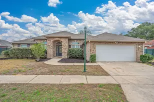 2909 Chancery Ln, Crestview, FL 32539 - Photo 1