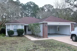 2256 Whispering Pines Blvd, Navarre, FL 32566 - Photo 2